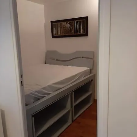 Apartman Appart Rez-de-jardin Dans Avec Piscine